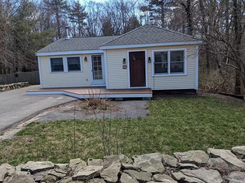 577 Main St, Hanson, MA 02341