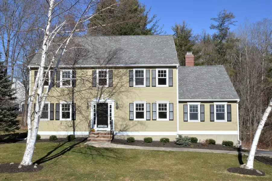 2 Pennycook Way, Amesbury, MA 01913