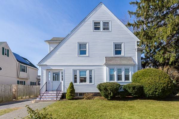 9 Glidden St, Beverly, MA 01915