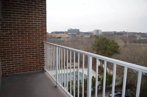 Watertown, MA 02472,131 Coolidge Avenue #525