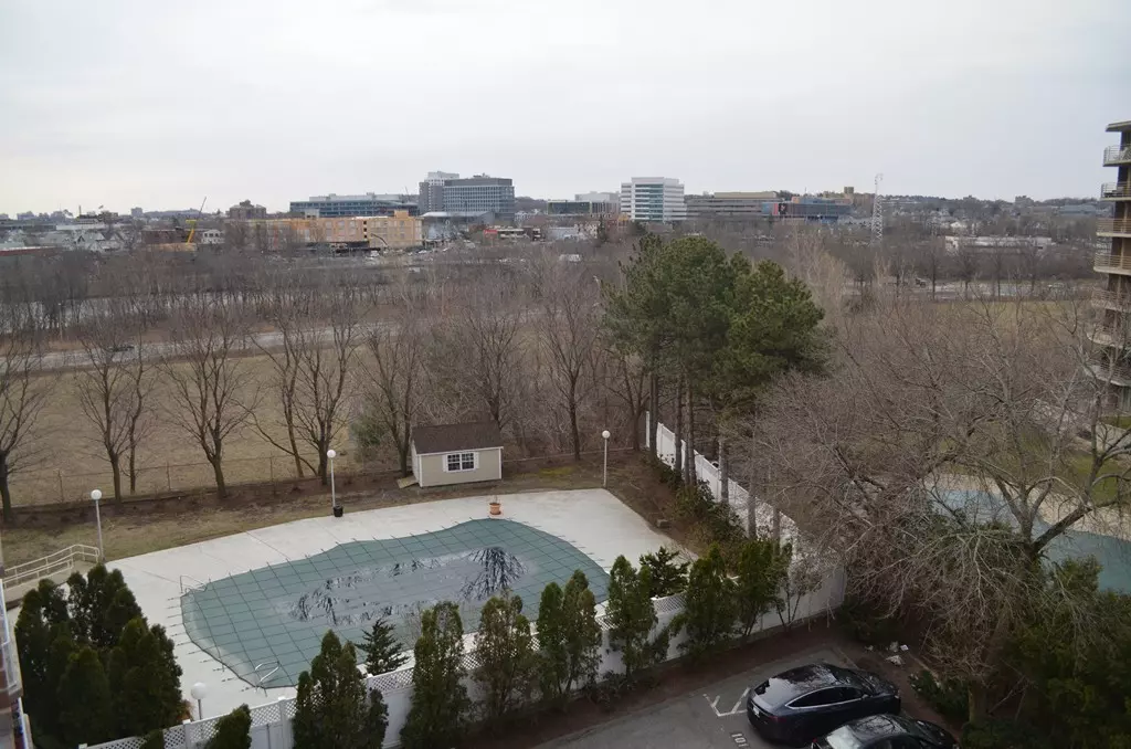 Watertown, MA 02472,131 Coolidge Avenue #525