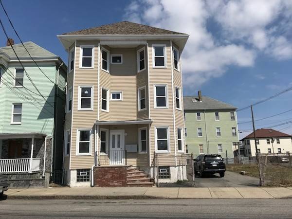 206 Crapo St, New Bedford, MA 02744