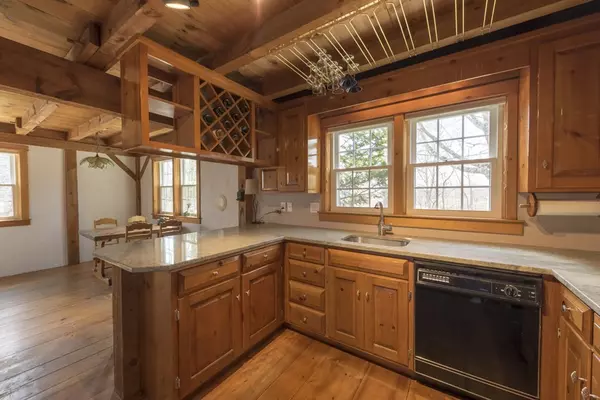 Marblehead, MA 01945,85 Jersey St