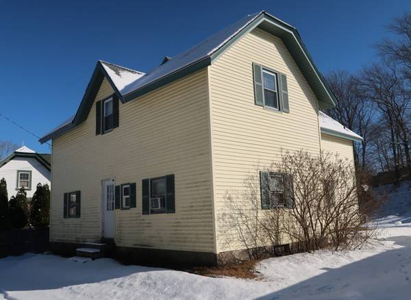 5 Maple Street, Sutton, MA 01590