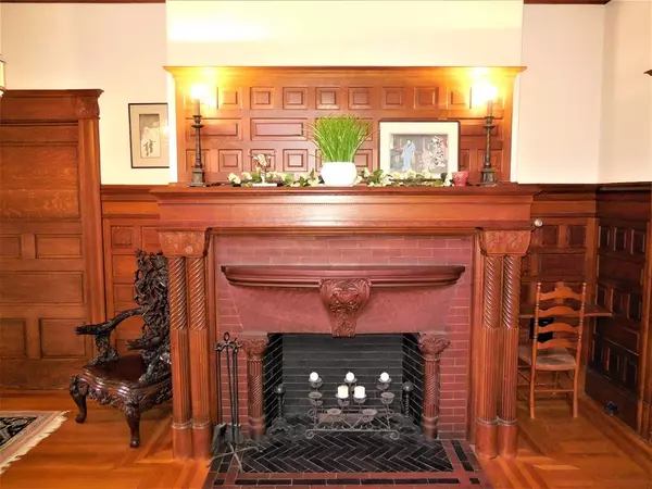 Holyoke, MA 01040,181 Linden Street
