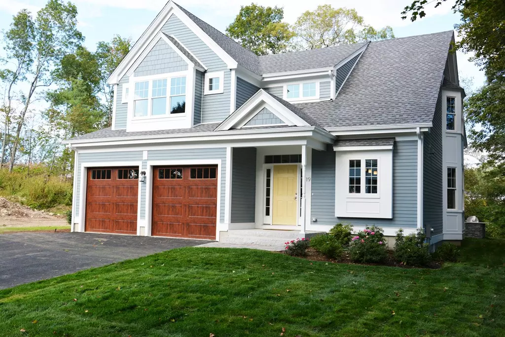 Medfield, MA 02052,21 Hospital Road #21