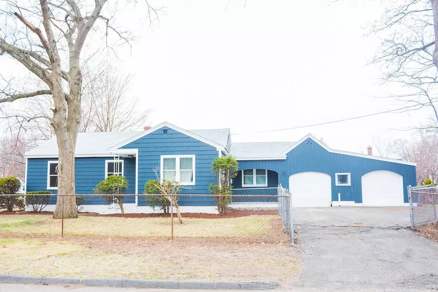 116 Atherton St, Springfield, MA 01104