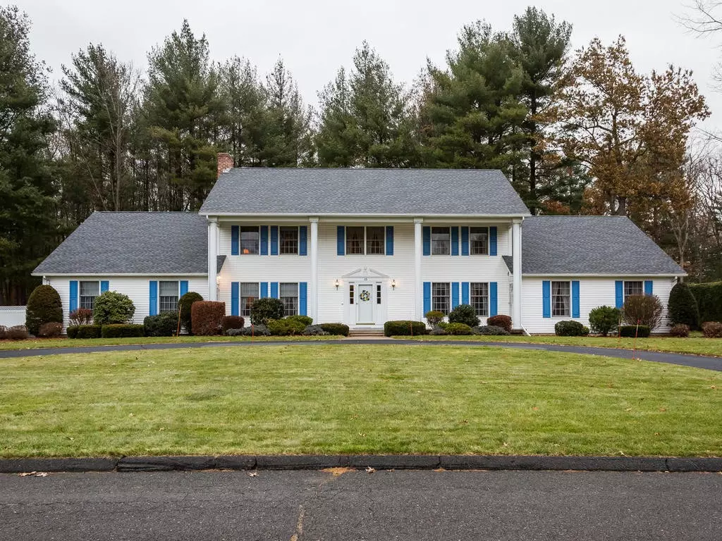 East Longmeadow, MA 01028,15 Oxford Ln