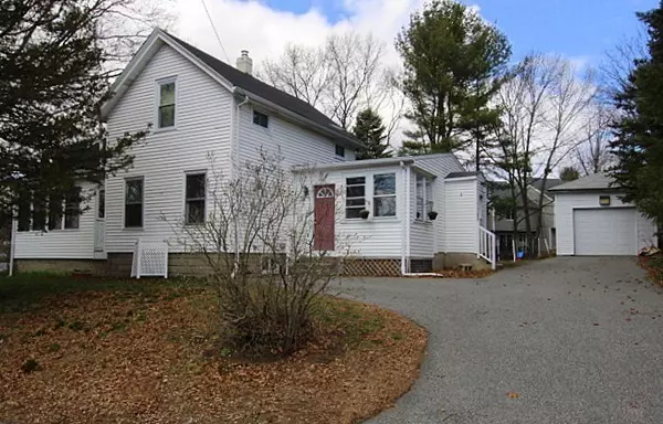 33 Leedham, Attleboro, MA 02703