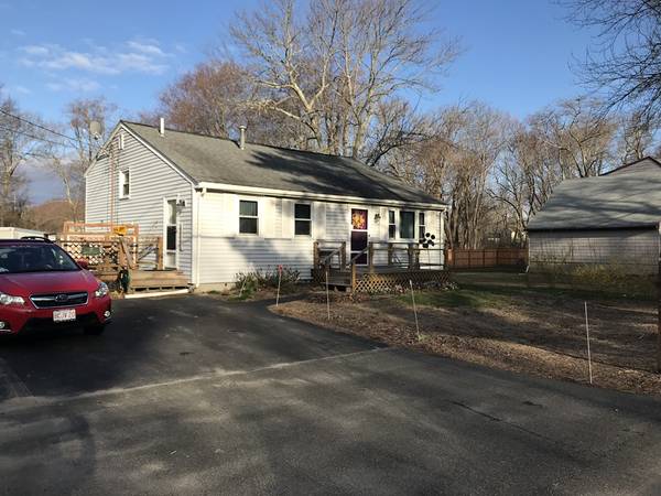 37 Oakland Str, Brockton, MA 02302