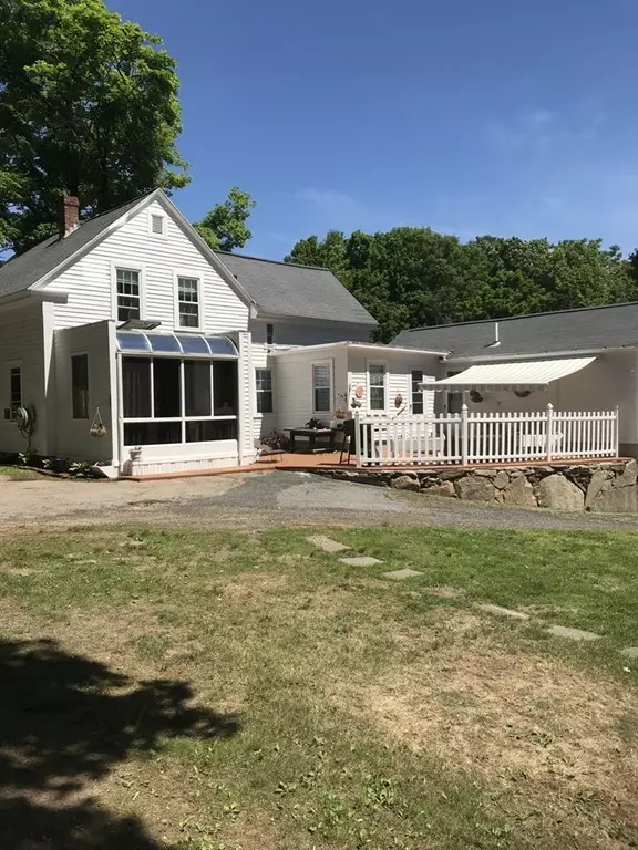 Holliston, MA 01746,208 Washington St