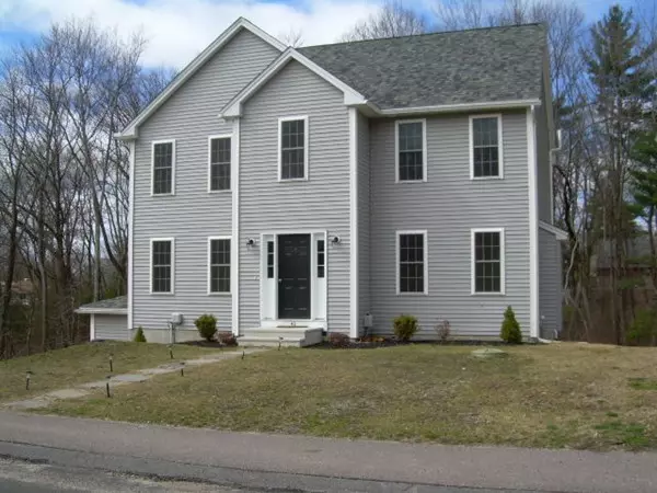 40 Norwood Ave, Ayer, MA 01432