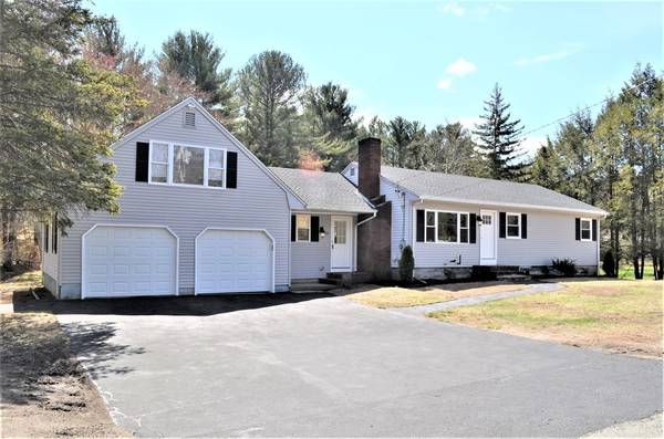 53 Myricks St, Lakeville, MA 02347