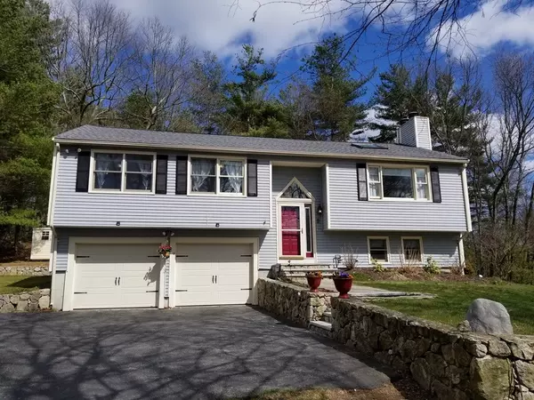 11 Woodridge Ln, Ashland, MA 01721