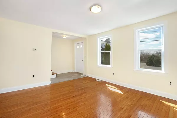 Watertown, MA 02472,19 Homer Street #19