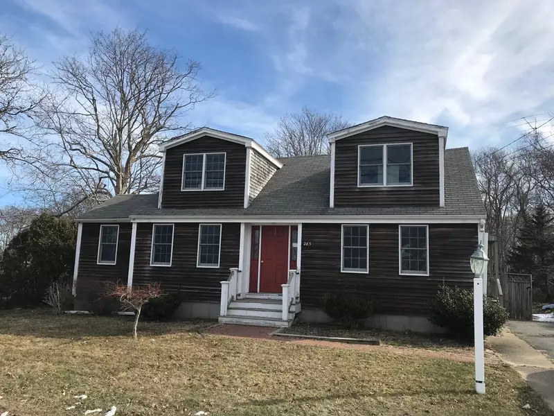 283 Sconticut Neck Rd, Fairhaven, MA 02719