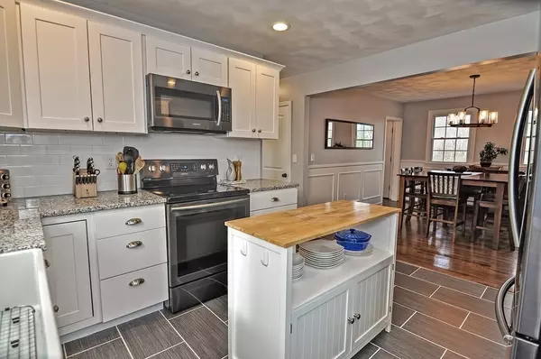 Warren, RI 02885,25 Long Ln