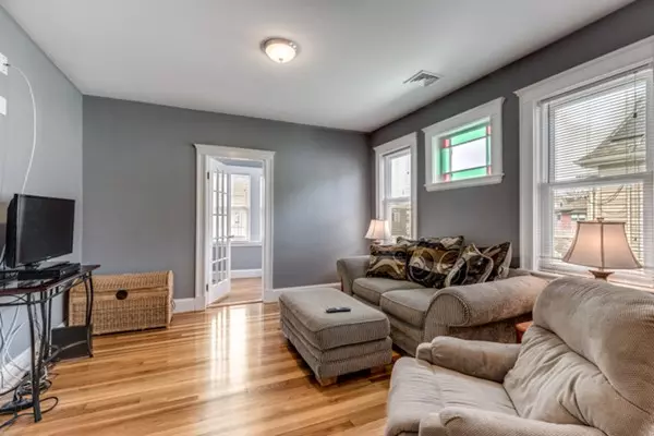 Medford, MA 02155,49-51 Burnside Street