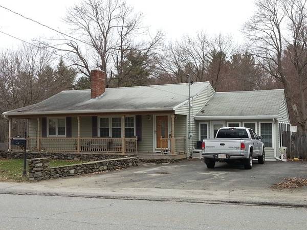 235 Whalom Rd, Lunenburg, MA 01462