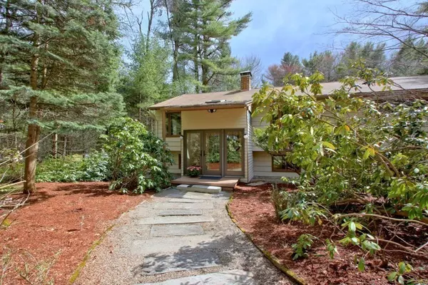 Stow, MA 01775,416 Taylor Road