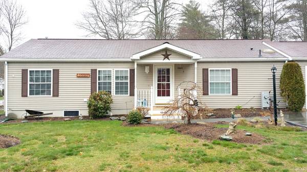 3604 Oak Point Drive, Middleboro, MA 02346