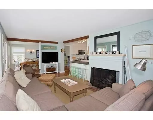 Bourne, MA 02562,28 Indian Trail