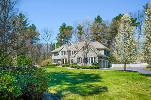 20 Lewis Path, Wayland, MA 01778