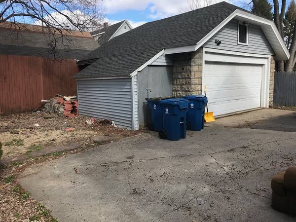 West Springfield, MA 01089,33 Lathrop St