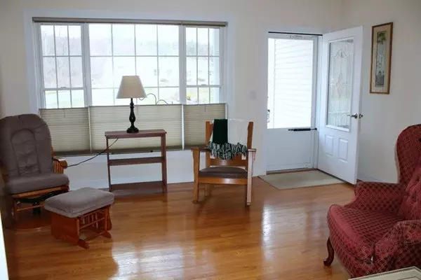 Ludlow, MA 01056,308 Miller St #2