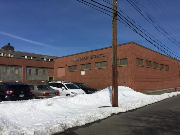 Lynn, MA 01902,82-86 Sanderson Ave