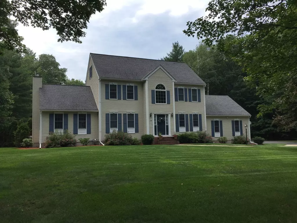 Haverhill, MA 01832,10 Gates Farm Cir