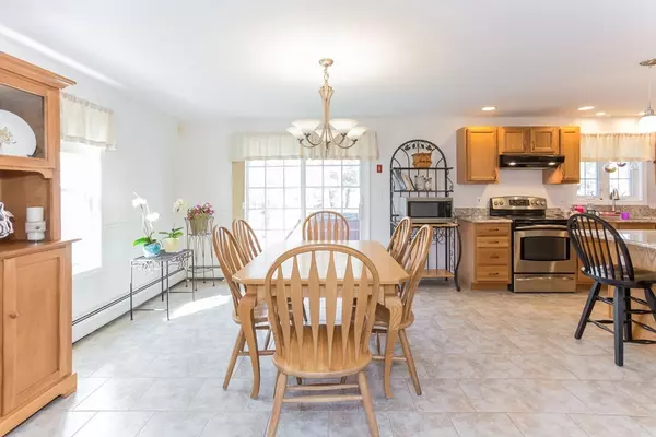 Acushnet, MA 02743,21 Angora Ave