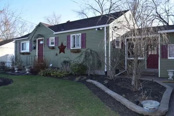 66 Suzanne Street, Springfield, MA 01104