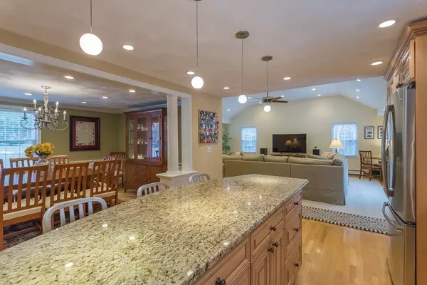 Boxford, MA 01921,20 Moonpenny Dr