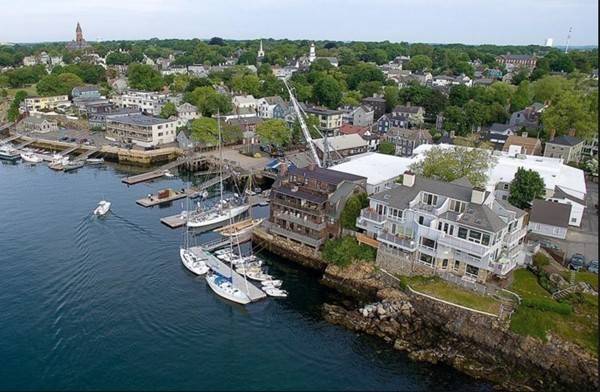 Marblehead, MA 01945,95 Front St