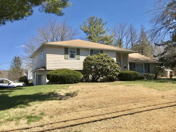 26 Brodeur Avenue, Webster, MA 01570