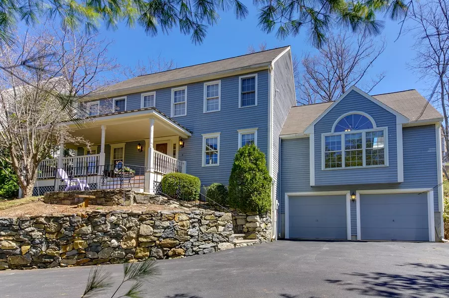 4 Liberty Dr, Northborough, MA 01532
