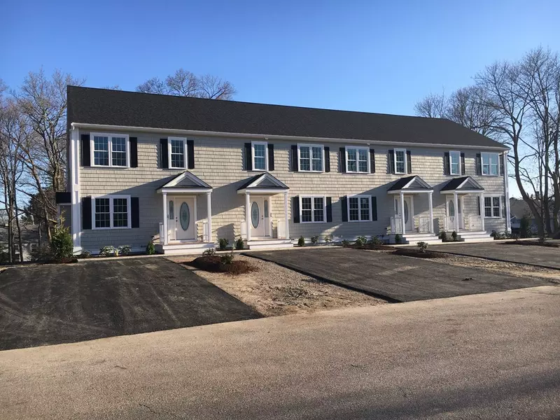 21 Clark St #21, Abington, MA 02351