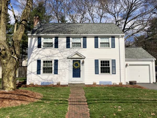 39 Hartford St, Natick, MA 01760