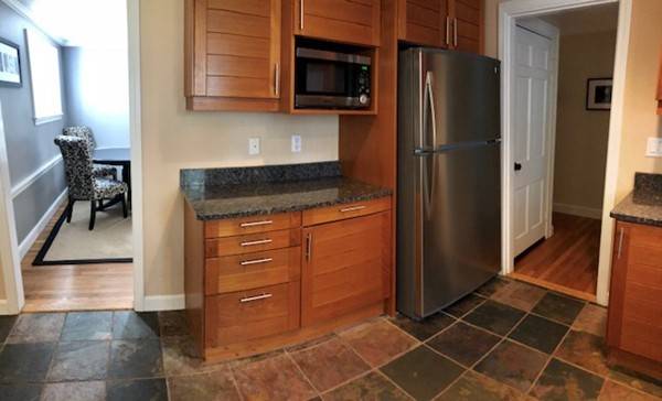 Natick, MA 01760,39 Hartford St