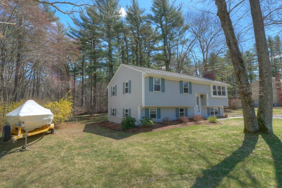 138 East St, Bridgewater, MA 02324