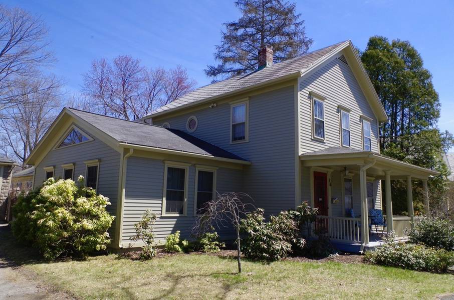 26 Olive St, Northampton, MA 01060