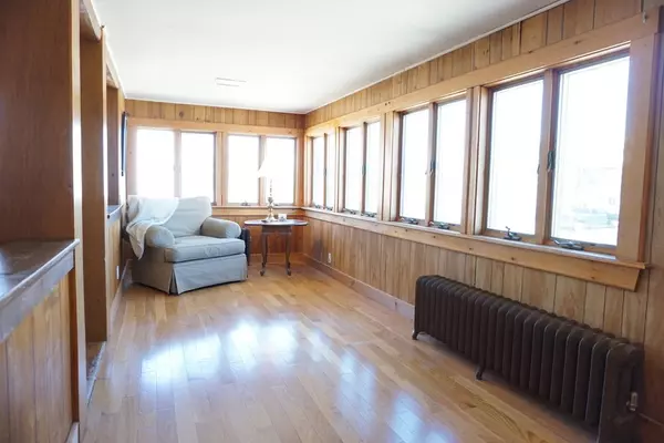 Newbury, MA 01951,18 Southern Blvd