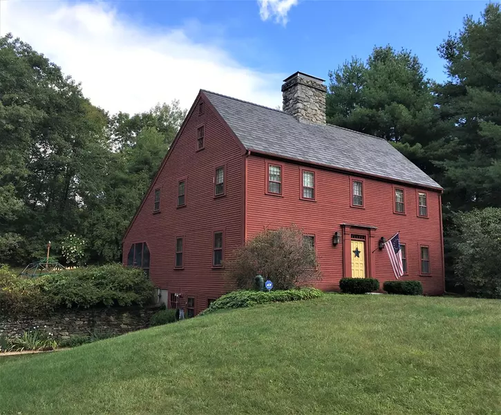 6 Arrowhead Drive, Paxton, MA 01612