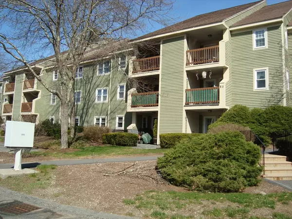 92 Heritage Drive #92, Northbridge, MA 01588