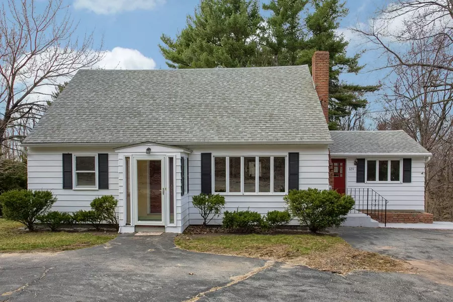 659 Franklin Rd, Fitchburg, MA 01420