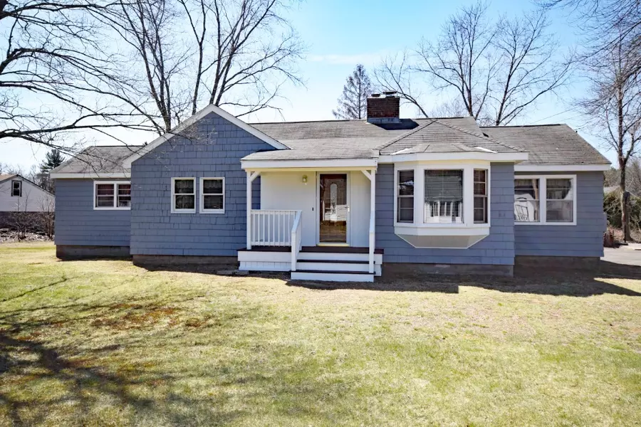 176 Batchelor St, Granby, MA 01033