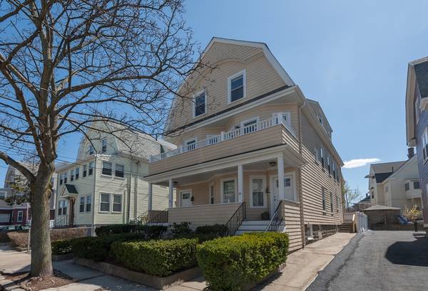 14 Princeton St #14, Medford, MA 02155