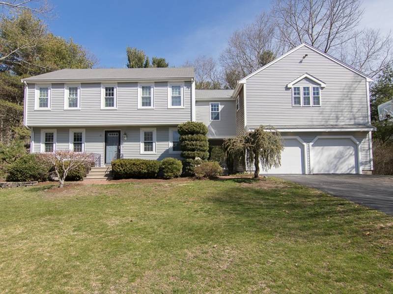 17 Silver Lake Dr, Kingston, MA 02364