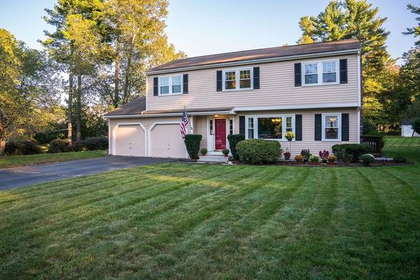 2 Martin Cir, Hudson, MA 01749